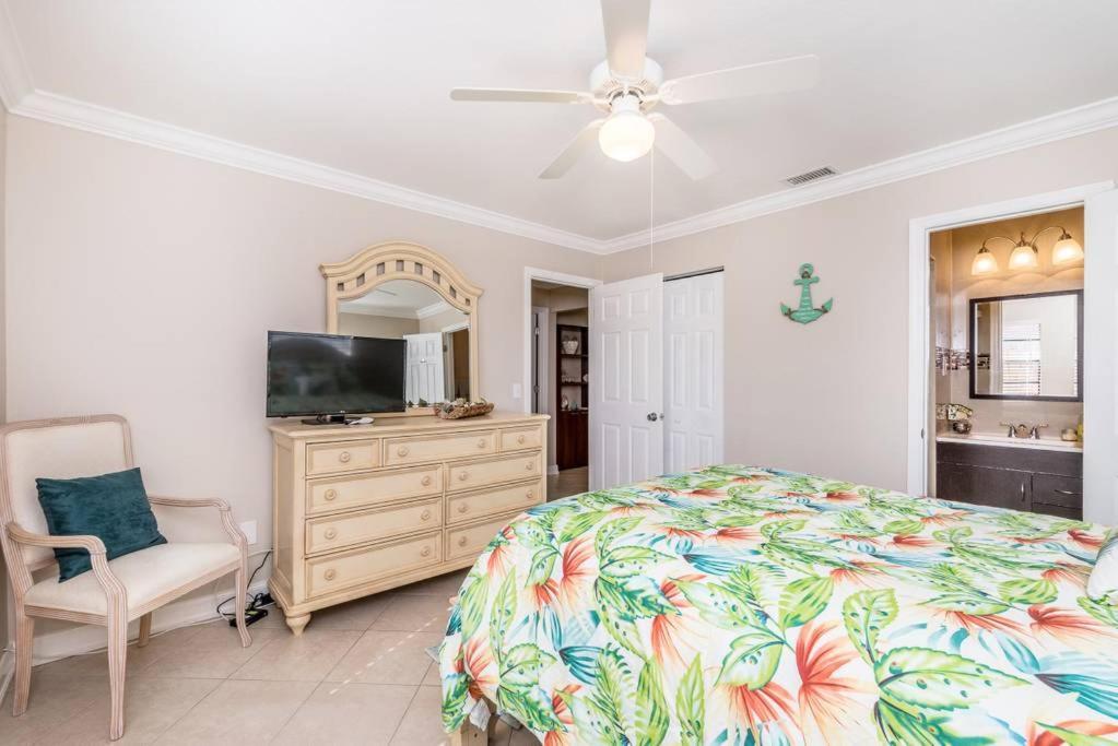 Ocean Vacation Breeze Villa Lantana Buitenkant foto