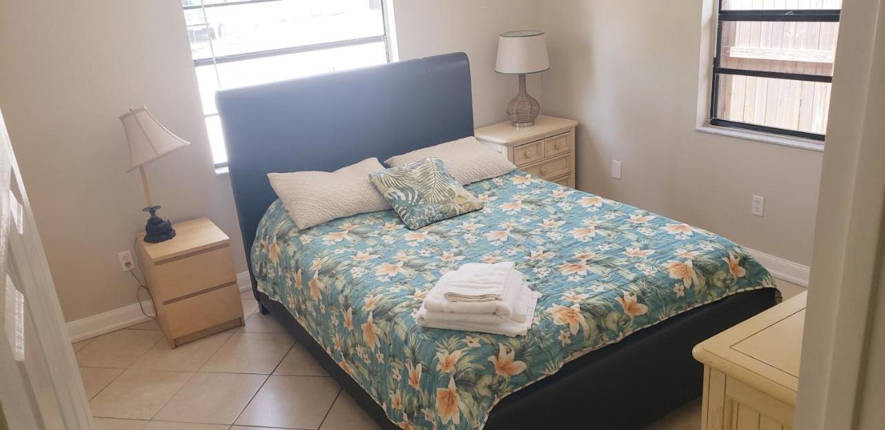 Ocean Vacation Breeze Villa Lantana Buitenkant foto