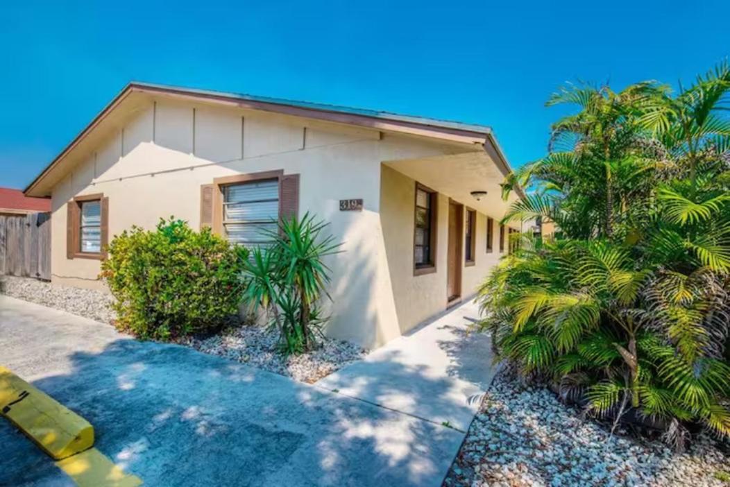 Ocean Vacation Breeze Villa Lantana Buitenkant foto