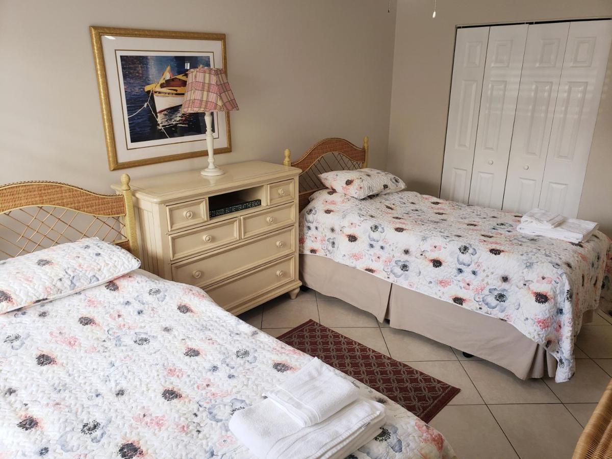 Ocean Vacation Breeze Villa Lantana Buitenkant foto